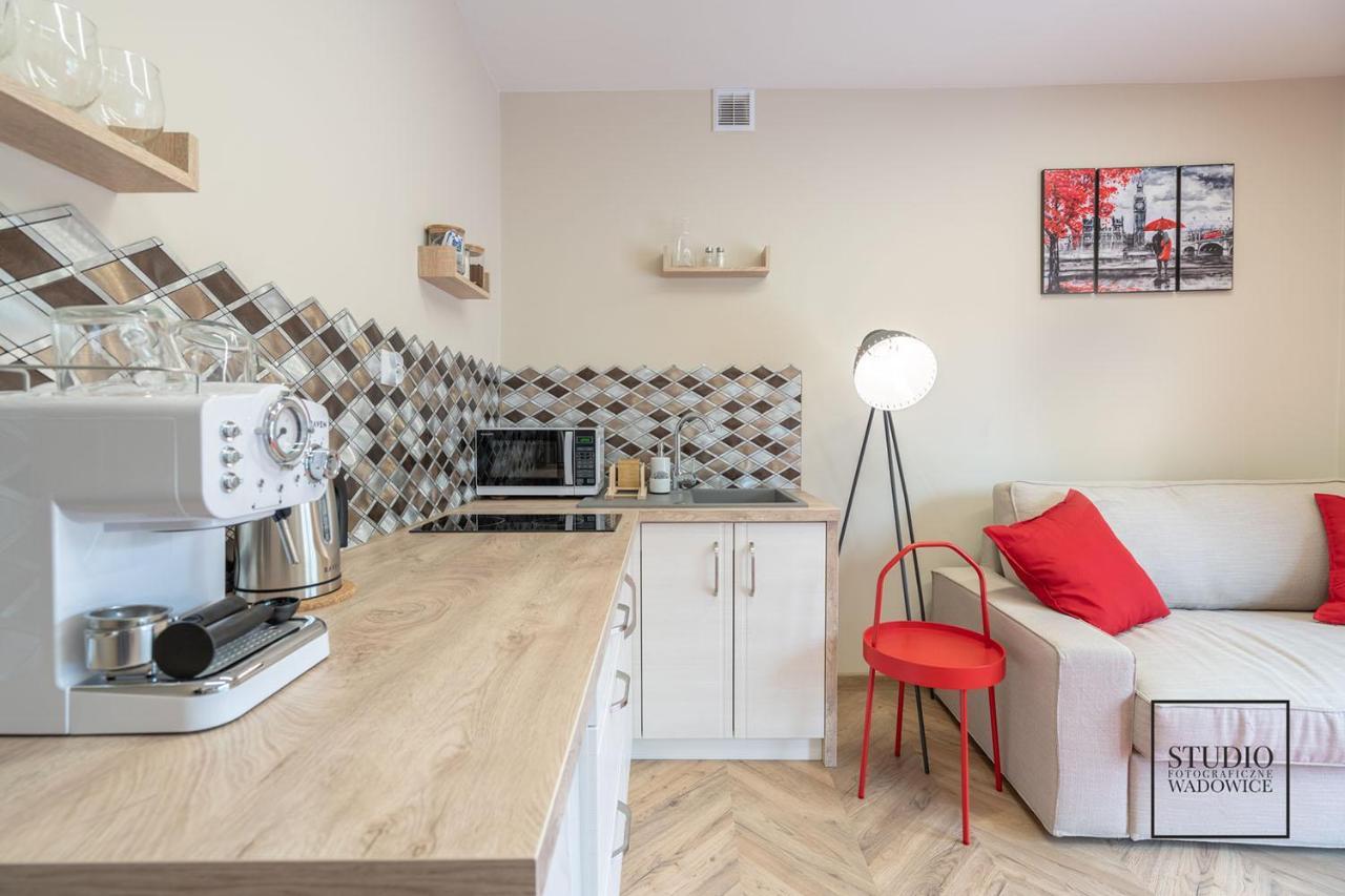 Apartament Karminowy Appartamento Wadowice Esterno foto